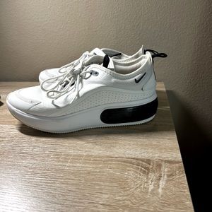 Women s Air max Dia